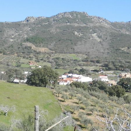 Apartamentos Rurales En Plena Sierra La Calera 외부 사진